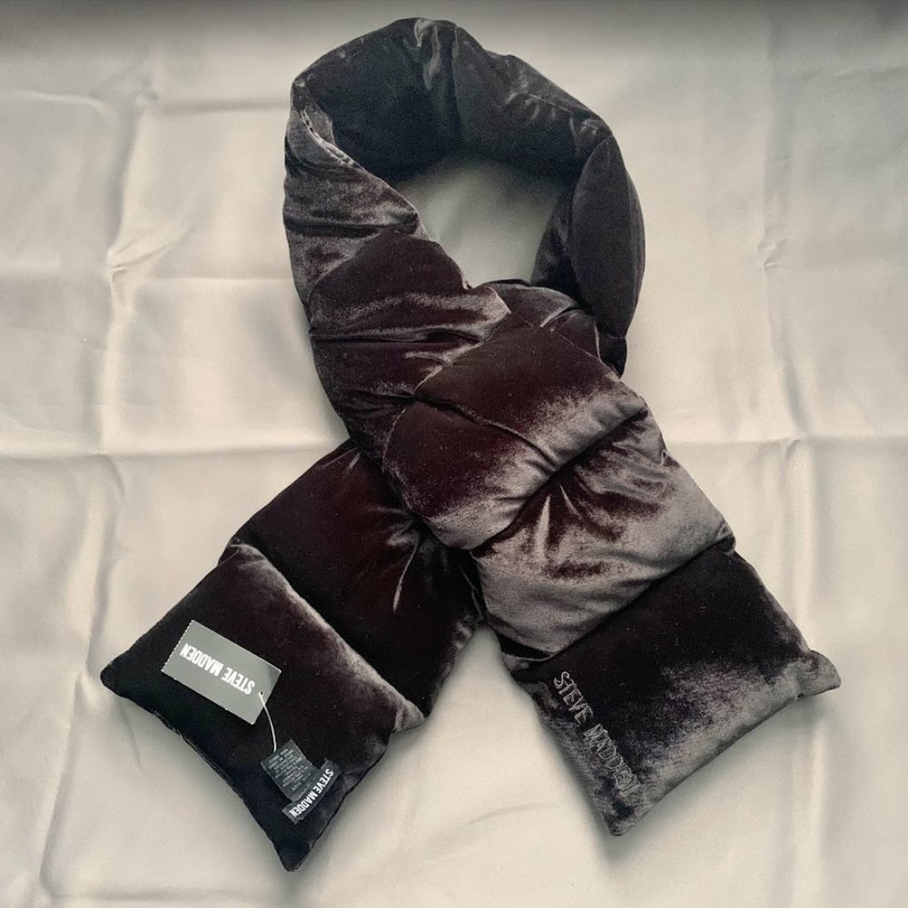 Steve Madden Black Pull-Through Velvet Puffer Scarf